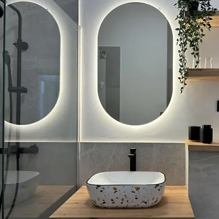 White Villa, Brac Villa Splitska