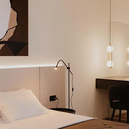 White Villa, Brac Villa *