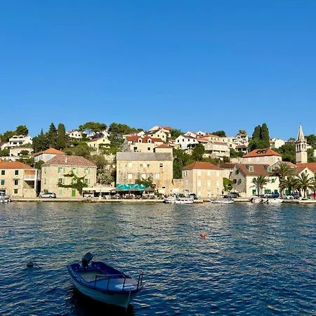 White Villa, Brac Splitska
